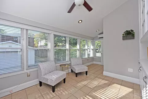 Exterior - 2727 Atlantic Ave, Cincinnati, OH 45209 photo 2 of 9