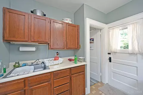 3710 Germania St, Fairfax, OH 45227 photo 8