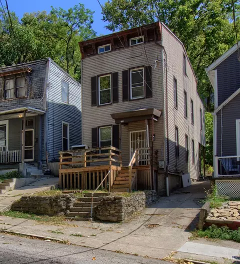 2208 Ravine St, Cincinnati, OH 45219