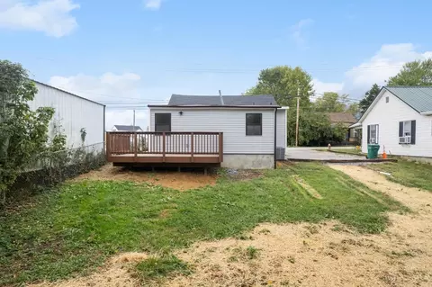 Exterior - 428 Elm St, Georgetown, OH 45121 photo 5 of 8