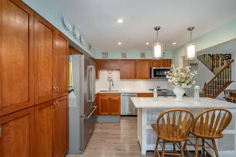 Kitchen - 477 Mcintosh Dr, Cincinnati, OH 45255 photo 1 of 2