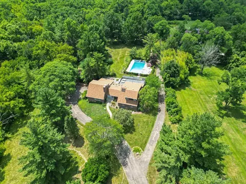 6515 Thompson Rd, Colerain Twp, OH 45247