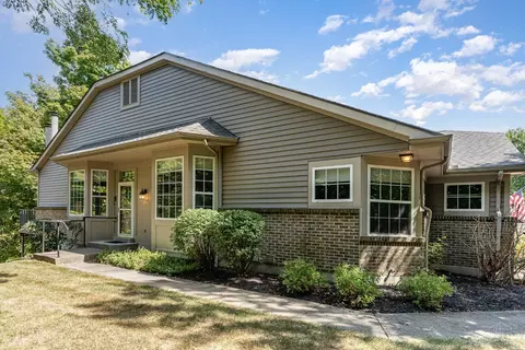 2431 Coveyrun S, Cincinnati, OH 45230