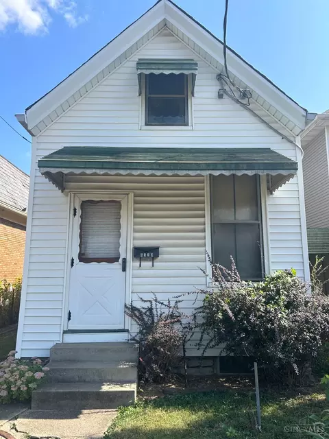 6330 Elmwood Ave, Elmwood Place, OH 45216
