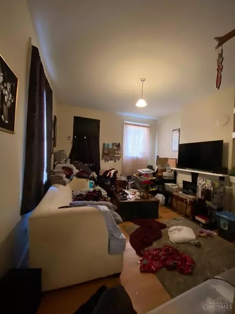 Living - 258 Strader Ave, Cincinnati, OH 45226 photo 2 of 3