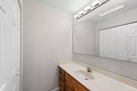 Bath - 9005 Decima St, Blue Ash, OH 45242 photo 1 of 2