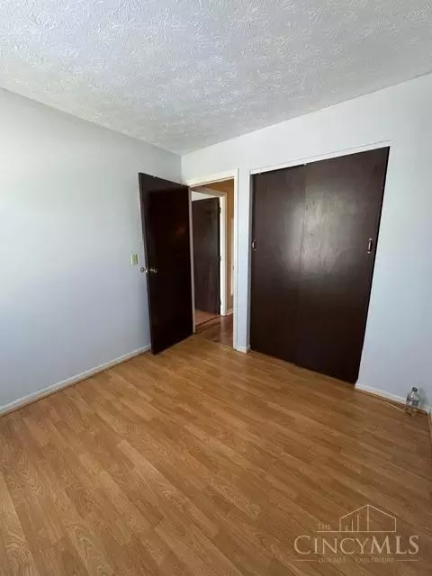 Bedroom - 1589 Forester Dr, Cincinnati, OH 45240 photo 2 of 3