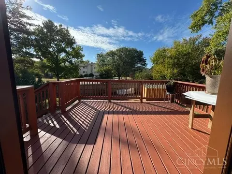 Exterior - 1589 Forester Dr, Cincinnati, OH 45240 photo 5 of 8