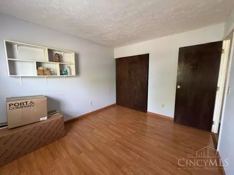 Bedroom - 1589 Forester Dr, Cincinnati, OH 45240 photo 1 of 3