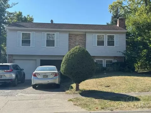 Exterior - 1589 Forester Dr, Cincinnati, OH 45240 photo 2 of 8