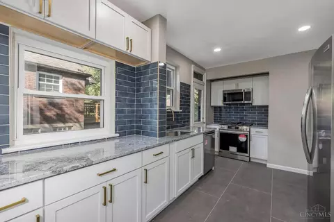 5958 Lester Rd, Cincinnati, OH 45213 photo 20