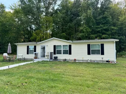 2350 Half Hill Rd, Bethel, OH 45106