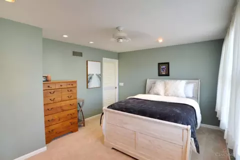 Bedroom - 4717 Highridge Ave, Cincinnati, OH 45238 photo 2 of 5