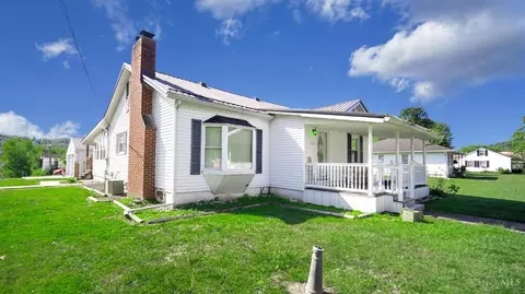 300 Seventh St, Manchester, OH 45144
