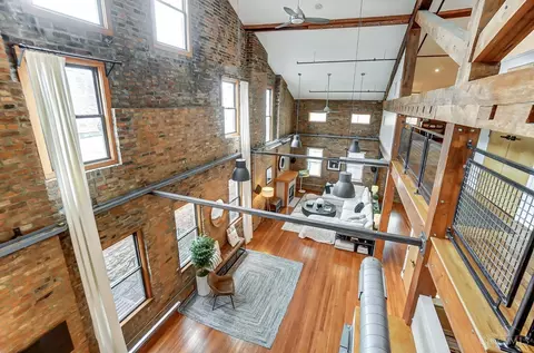 Entry Way - 1306 Main St #4, Cincinnati, OH 45202 photo 5 of 13