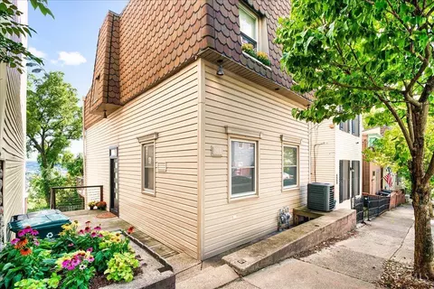307 Klotter Ave, Cincinnati, OH 45219