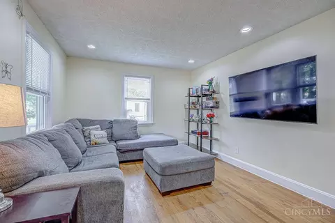 5554 Eula Ave, Cincinnati, OH 45248 photo 7