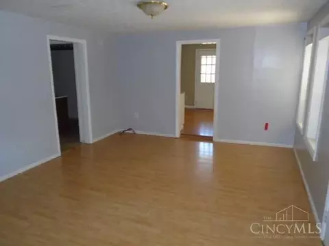 216 Bland Ave, Blanchester, OH 45107 photo 4
