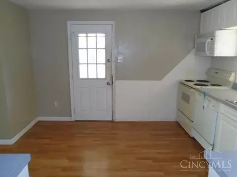 216 Bland Ave, Blanchester, OH 45107 photo 5