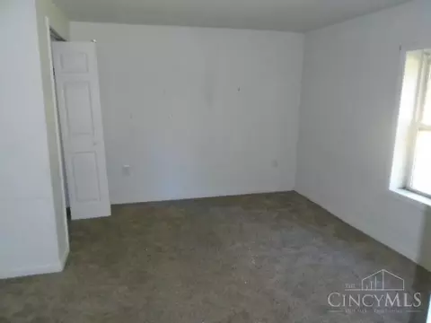 216 Bland Ave, Blanchester, OH 45107 photo 7