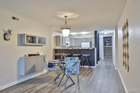 Dining - 382 Legacy Way, Harrison, OH 45030 photo 3 of 4