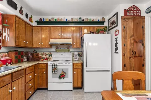 3996 Benjamin St, Cincinnati, OH 45245 photo 18