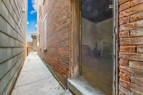 Entry Way - 249 Renner St, Cincinnati, OH 45214 photo 1 of 6