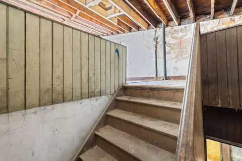 Entry Way - 249 Renner St, Cincinnati, OH 45214 photo 6 of 6