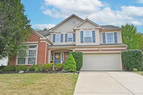 3838 Golden Meadow Ct, Amelia, OH 45102