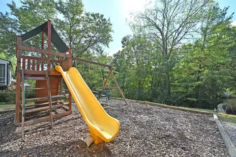 Exterior - 3051 Saddleback Dr, Cincinnati, OH 45244 photo 7 of 7