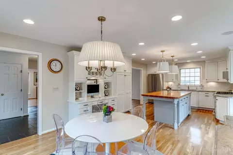 Kitchen - 3051 Saddleback Dr, Cincinnati, OH 45244 photo 2 of 4
