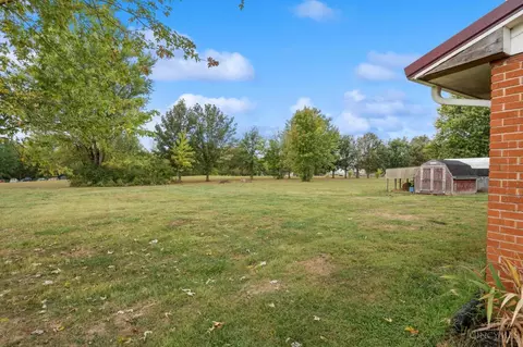 1056 Macedonia Rd, Blanchester, OH 45107 photo 5