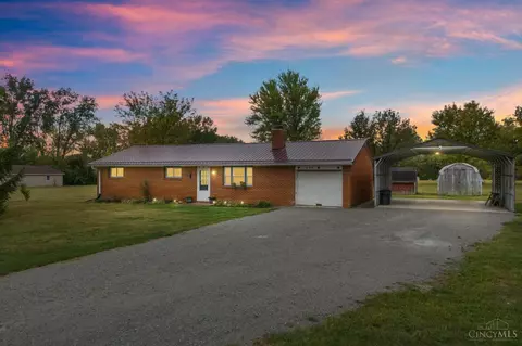 1056 Macedonia Rd, Blanchester, OH 45107