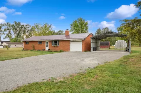 1056 Macedonia Rd, Blanchester, OH 45107 photo 3