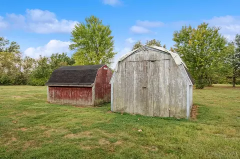 1056 Macedonia Rd, Blanchester, OH 45107 photo 8