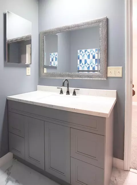 Bath - 9609 Iris Dr, West Chester, OH 45241 photo 4 of 5
