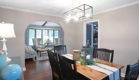 Dining - 9609 Iris Dr, West Chester, OH 45241 photo 3 of 4