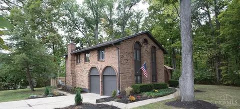 Exterior - 9609 Iris Dr, West Chester, OH 45241 photo 2 of 7