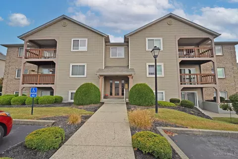 11545 Regency Square Ct #6, Cincinnati, OH 45231
