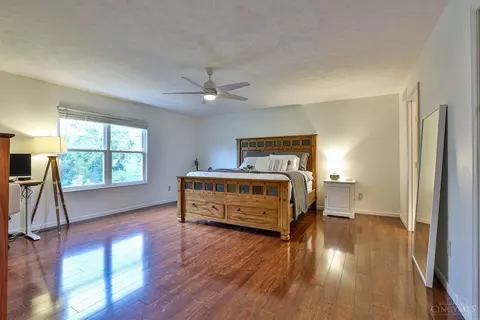 Bedroom - 7983 Laurelwood Dr, Hamilton Township, OH 45039 photo 1 of 6