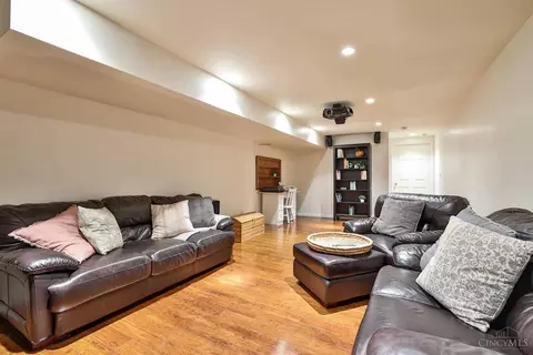 Living - 7983 Laurelwood Dr, Hamilton Township, OH 45039 photo 1 of 1