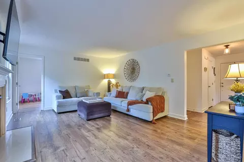 Other - 7983 Laurelwood Dr, Hamilton Township, OH 45039 photo 4 of 9