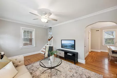 3418 Oak View Pl, Cincinnati, OH 45209 photo 8