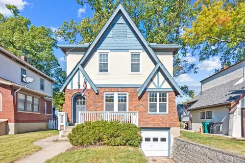 3418 Oak View Pl, Cincinnati, OH 45209