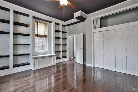 Bedroom - 2121 Deerfield Pl #2, Cincinnati, OH 45206 photo 2 of 4