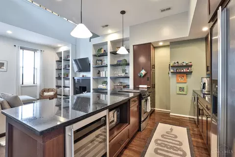 Kitchen - 2121 Deerfield Pl #2, Cincinnati, OH 45206 photo 2 of 5