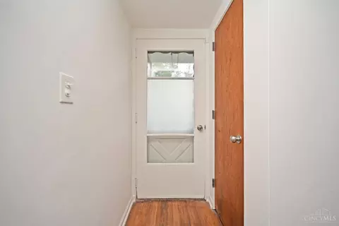 Entry Way - 12 Chalmers Ct, Greenhills, OH 45218 photo 1 of 2