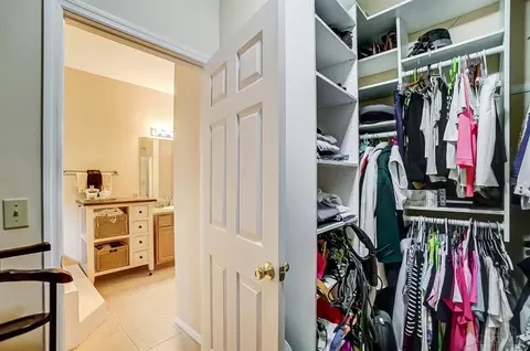 Other - 4525 Hampton Pointe Dr, Cincinnati, OH 45248 photo 5 of 16