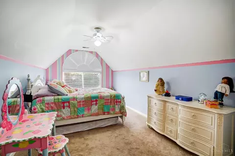 Bedroom - 4525 Hampton Pointe Dr, Cincinnati, OH 45248 photo 4 of 8