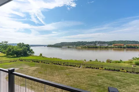 View/Area - 2477 Riverside Dr, Cincinnati, OH 45202 photo 7 of 10
